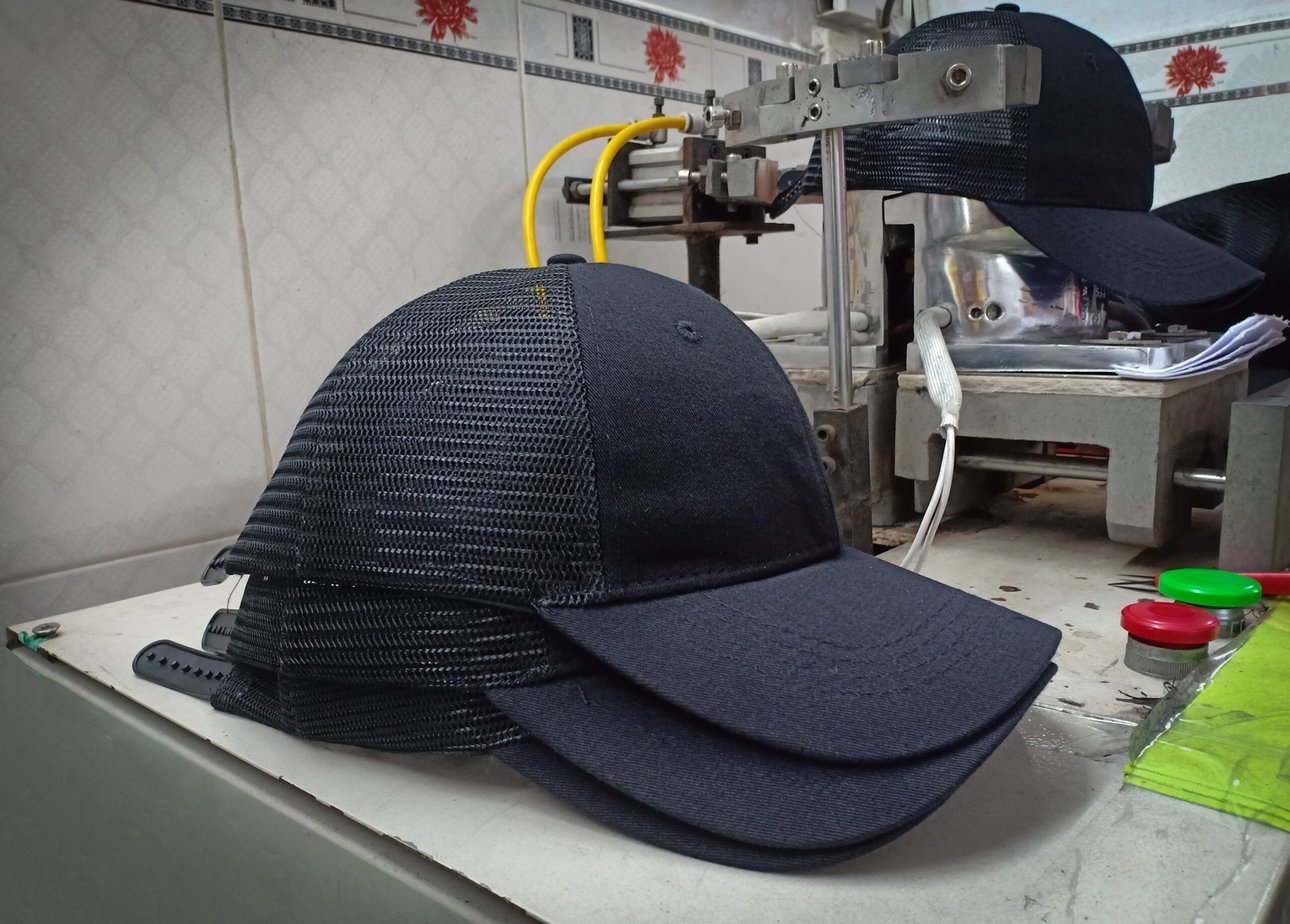 - Over 200,000 Hats Are Ready To Export To The US Market Near The Year-End