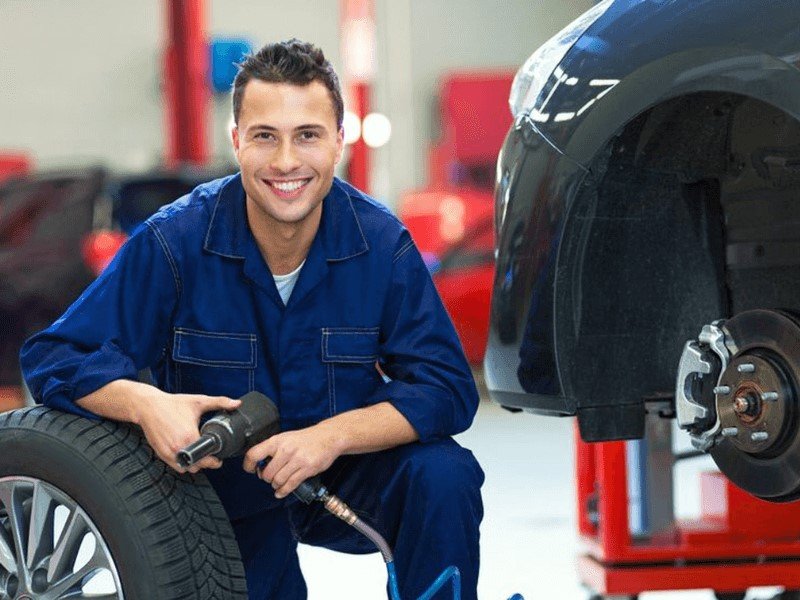 Mechanic uniforms are designed to provide protection to the wearer