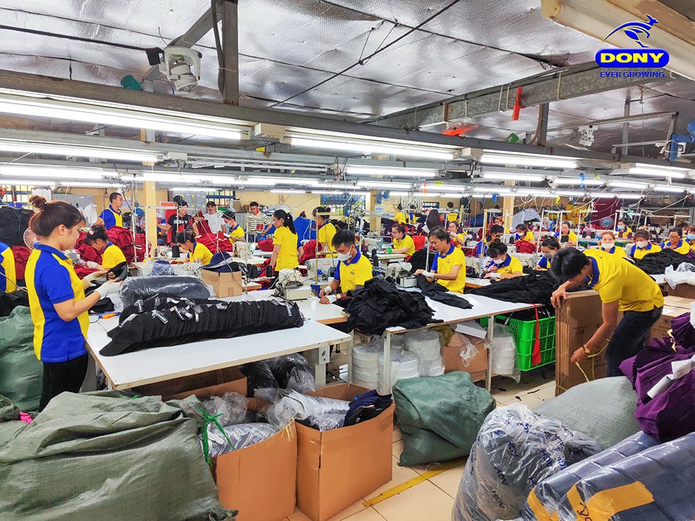 - Accessing Russian Market With The Huge Order 45,000 Polo Shirts Before The New Year